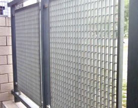 鋼格板護(hù)欄